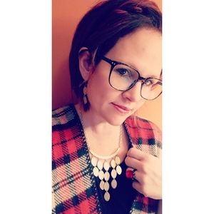 Meet your Posher, Danessa